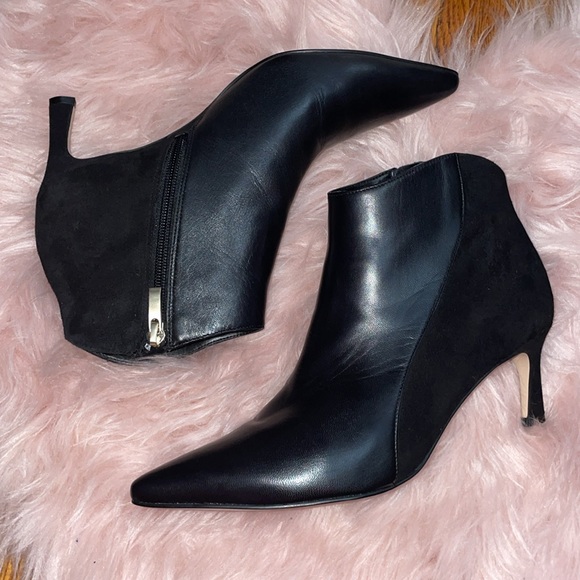 Naturalizer Heeled Ankle Boots - Picture 12 of 12